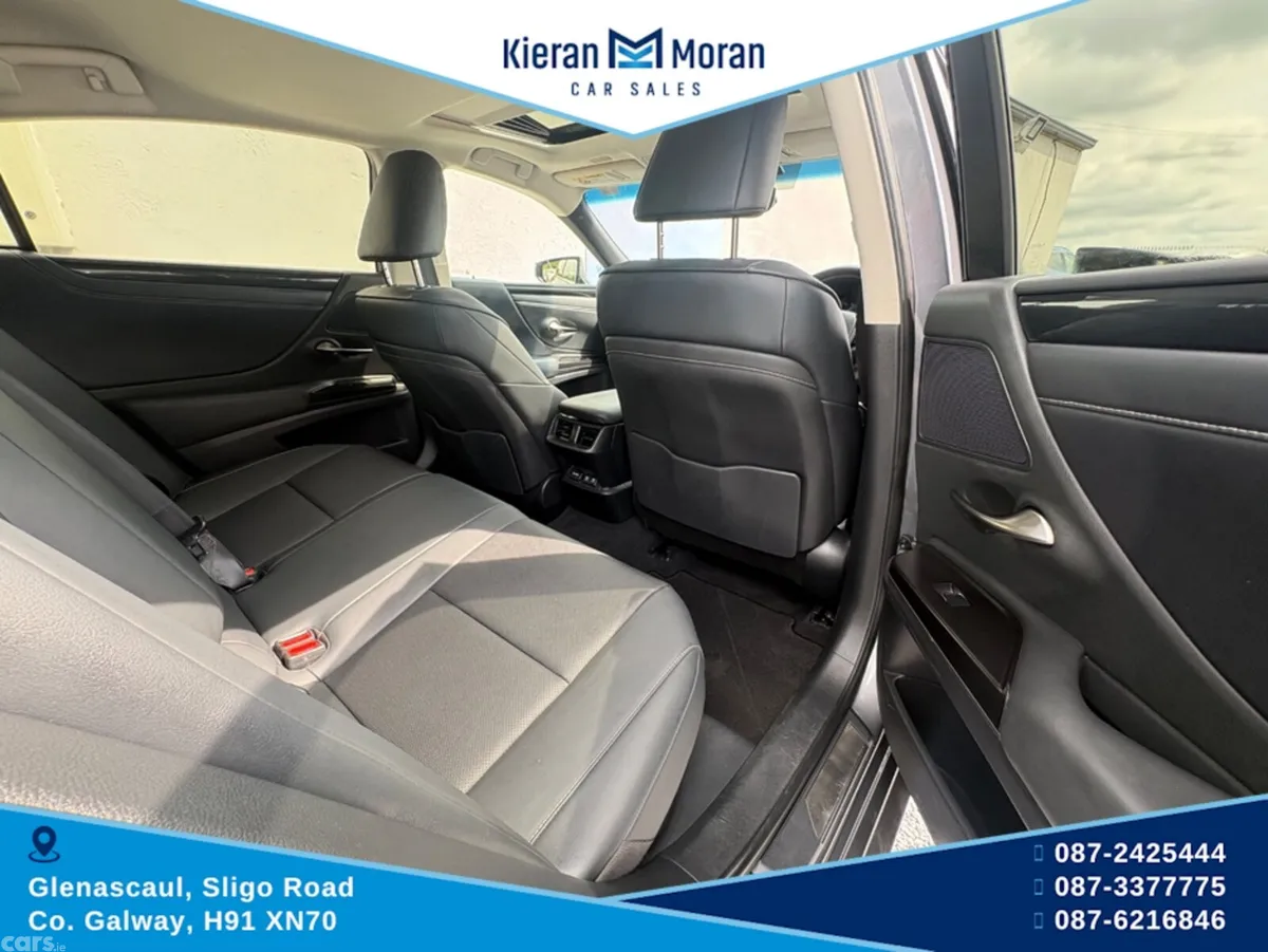 Lexus ES Saloon, Petrol Hybrid, 2021, Grey