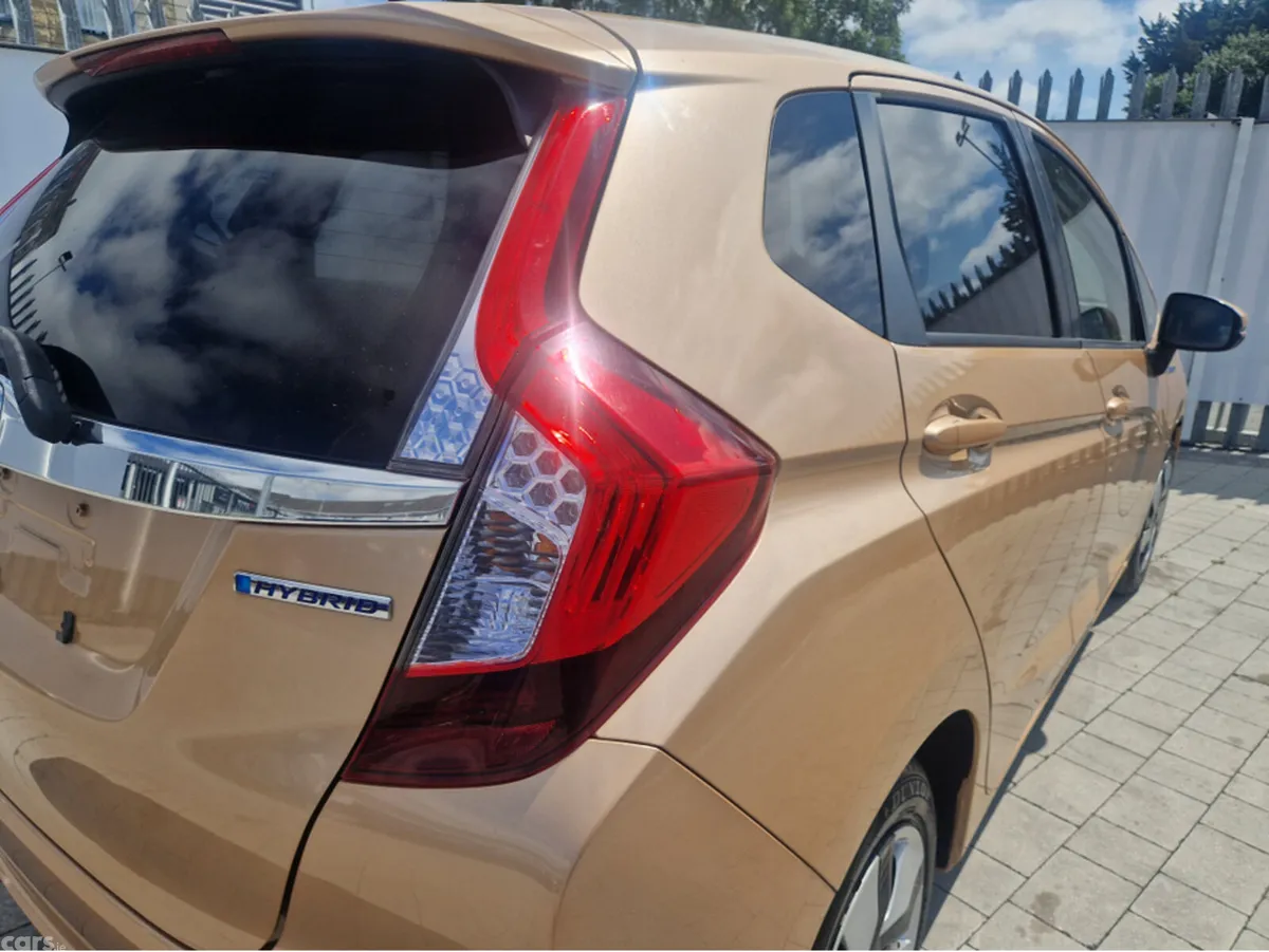 Honda Fit Hatchback, Petrol Hybrid, 2013, Gold