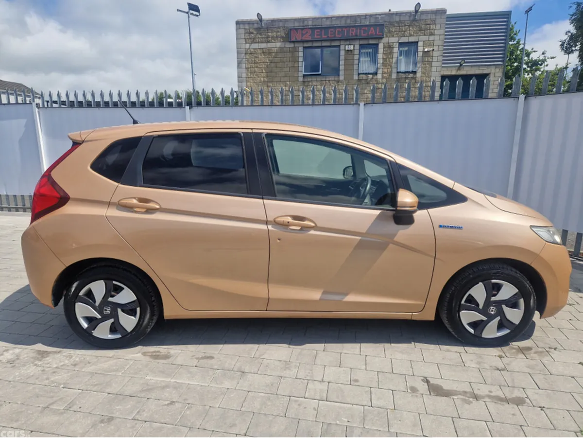 Honda Fit Hatchback, Petrol Hybrid, 2013, Gold