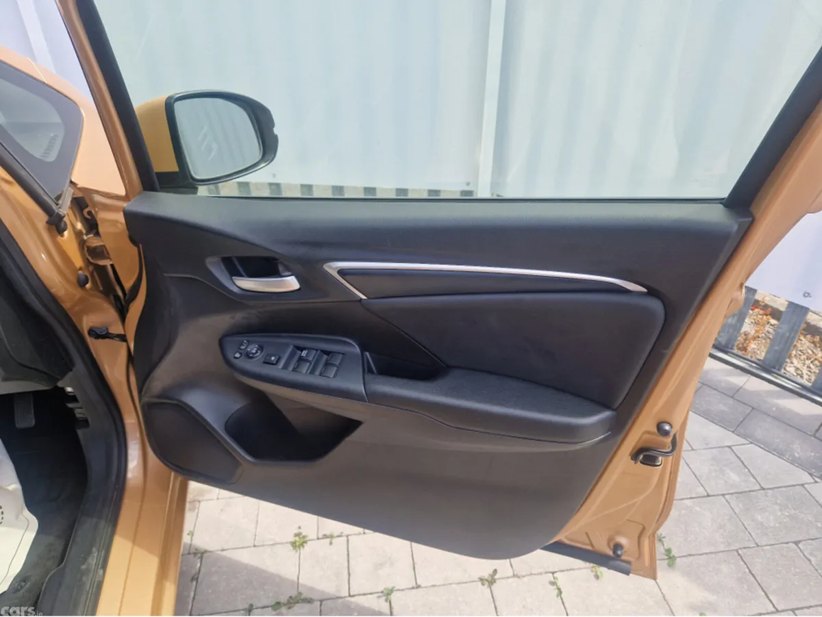 Honda Fit Hatchback, Petrol Hybrid, 2013, Gold