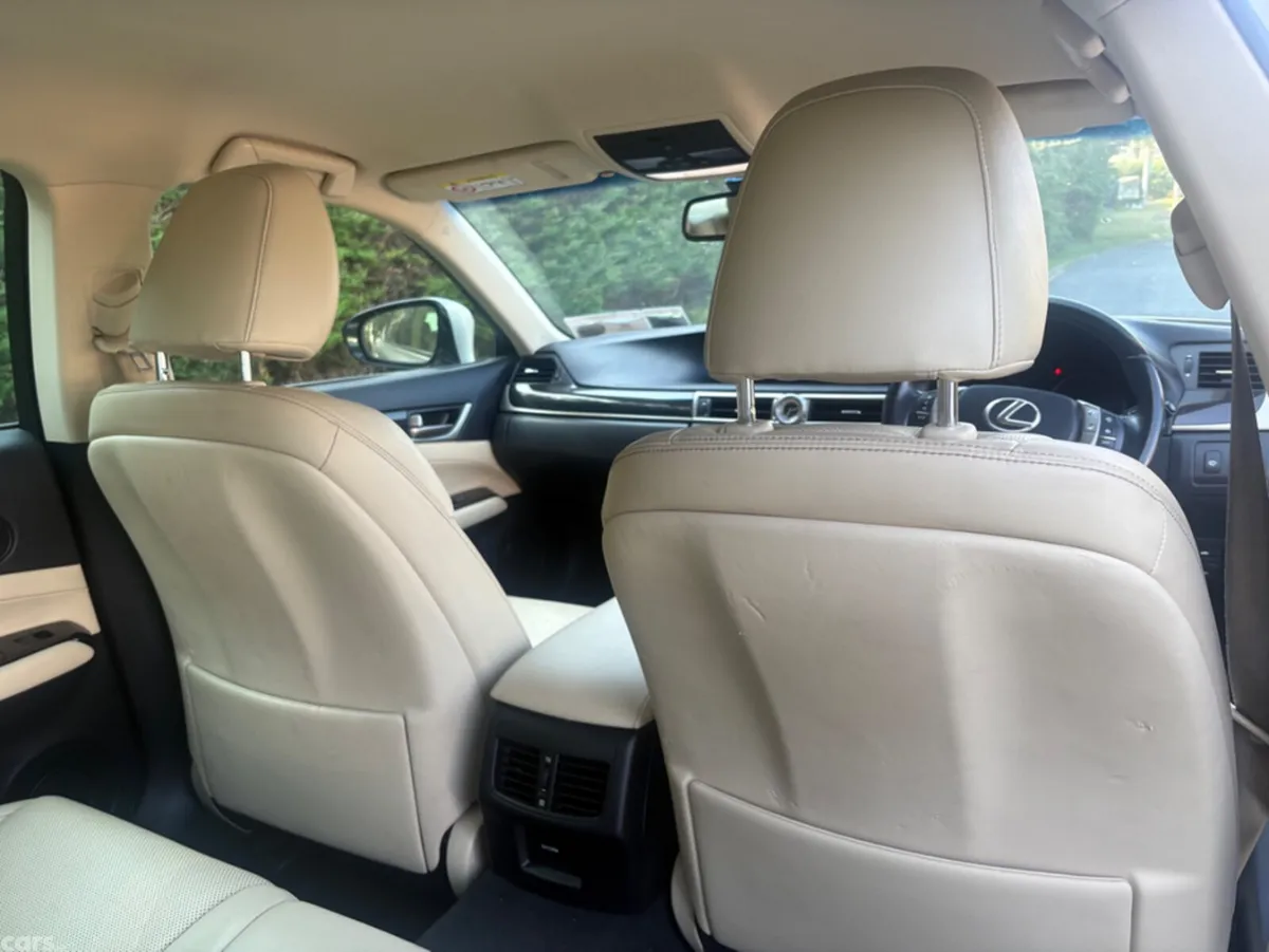 Lexus GS Saloon, Petrol Hybrid, 2014, Silver