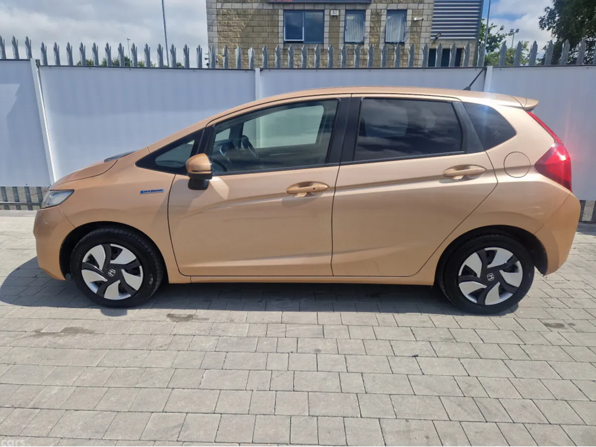 Honda Fit Hatchback, Petrol Hybrid, 2013, Gold