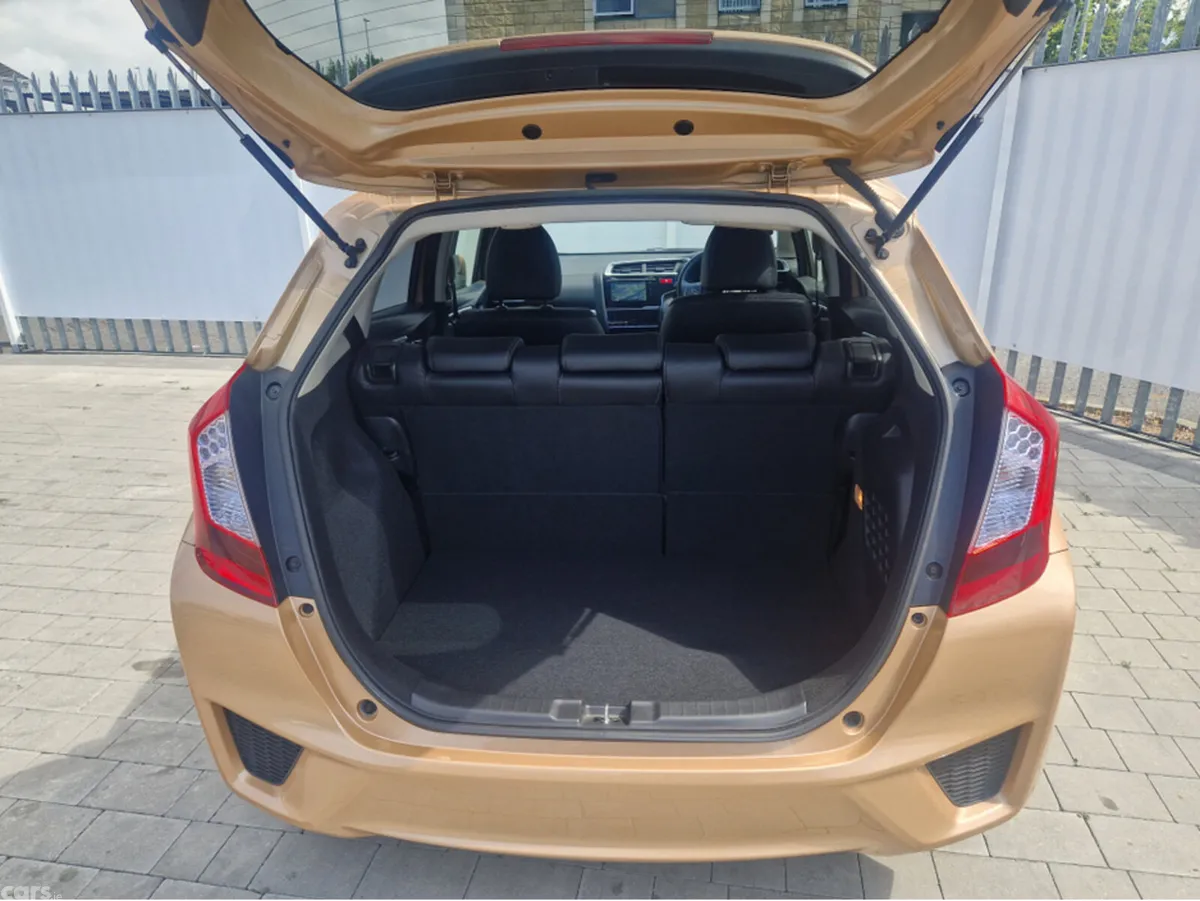 Honda Fit Hatchback, Petrol Hybrid, 2013, Gold