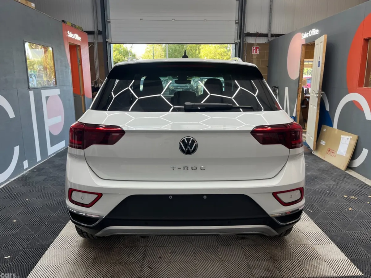 Volkswagen T-Roc SUV, Diesel, 2024, White