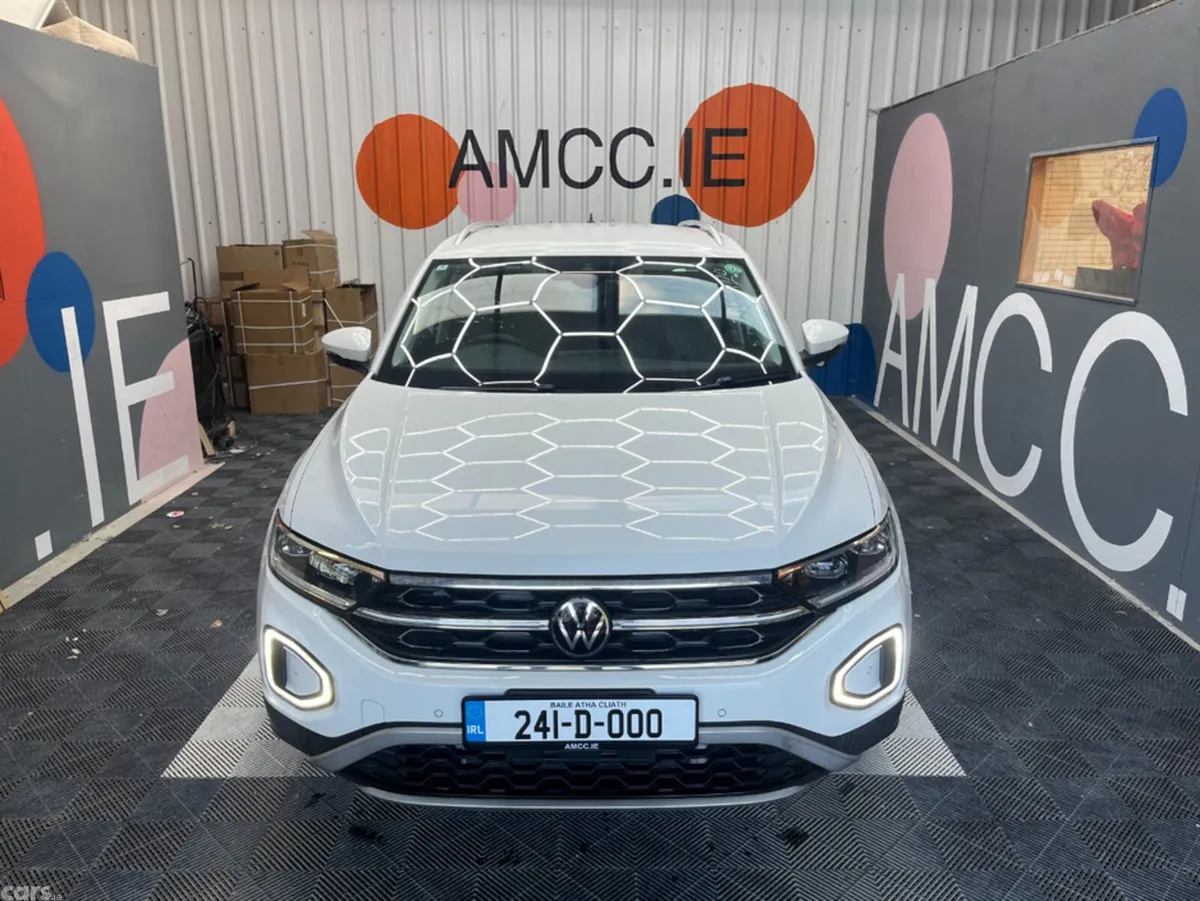Volkswagen T-Roc SUV, Diesel, 2024, White