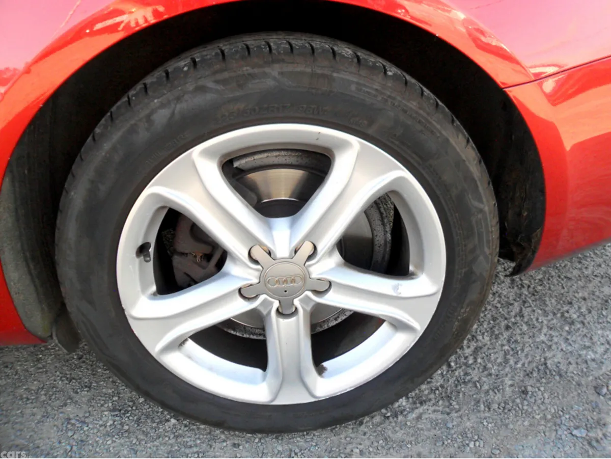 Audi A4 Saloon, Diesel, 2012, Red