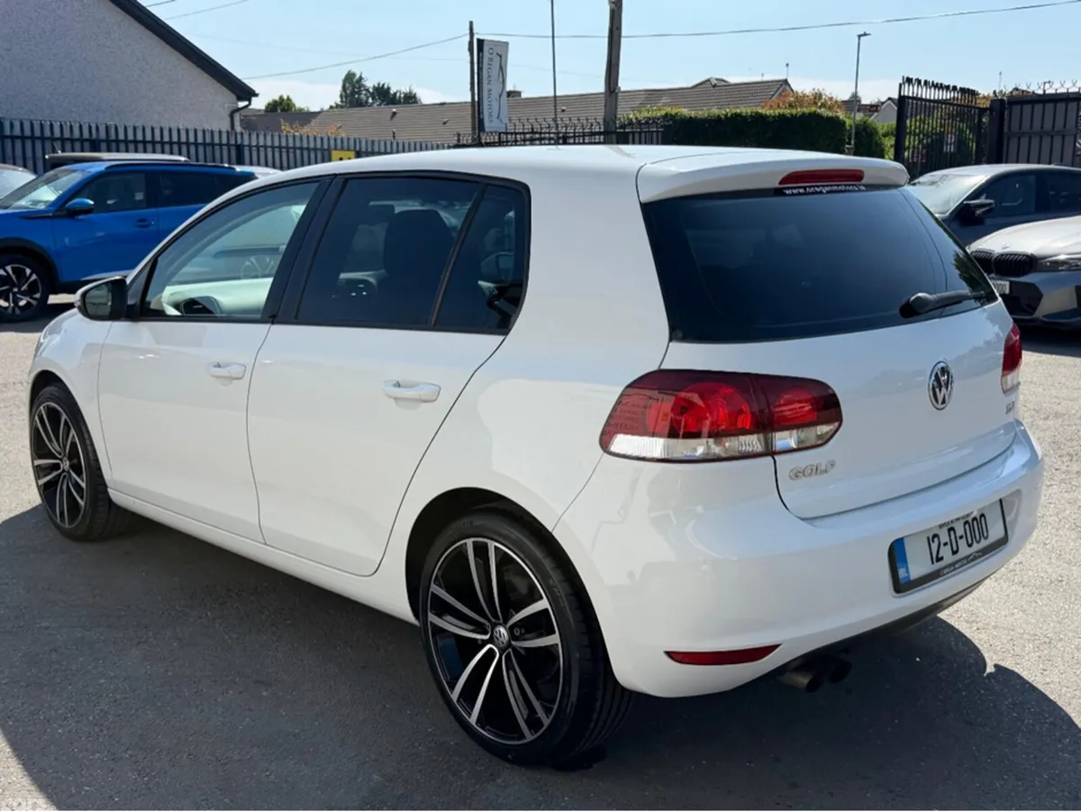 Volkswagen Golf Hatchback, Petrol, 2012, White