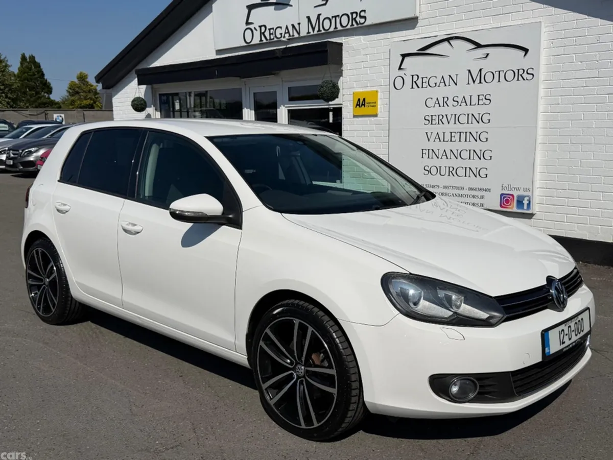 Volkswagen Golf Hatchback, Petrol, 2012, White