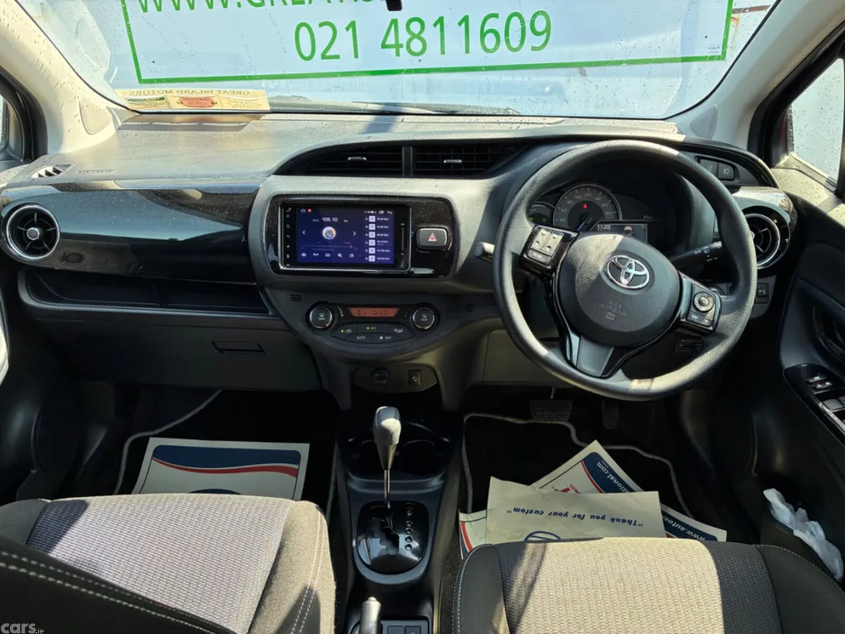 Toyota Vitz Hatchback, Petrol Hybrid, 2018, Blue