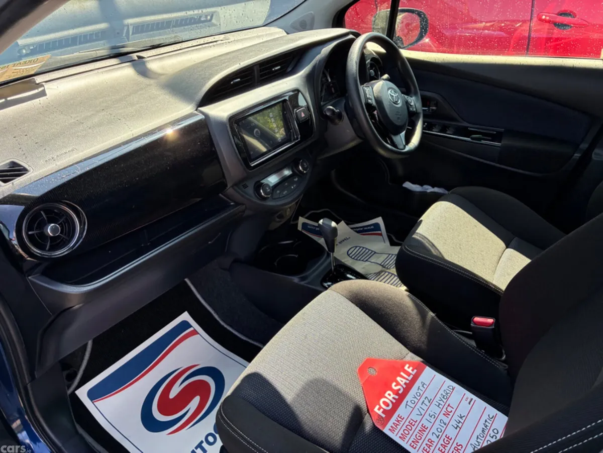Toyota Vitz Hatchback, Petrol Hybrid, 2018, Blue
