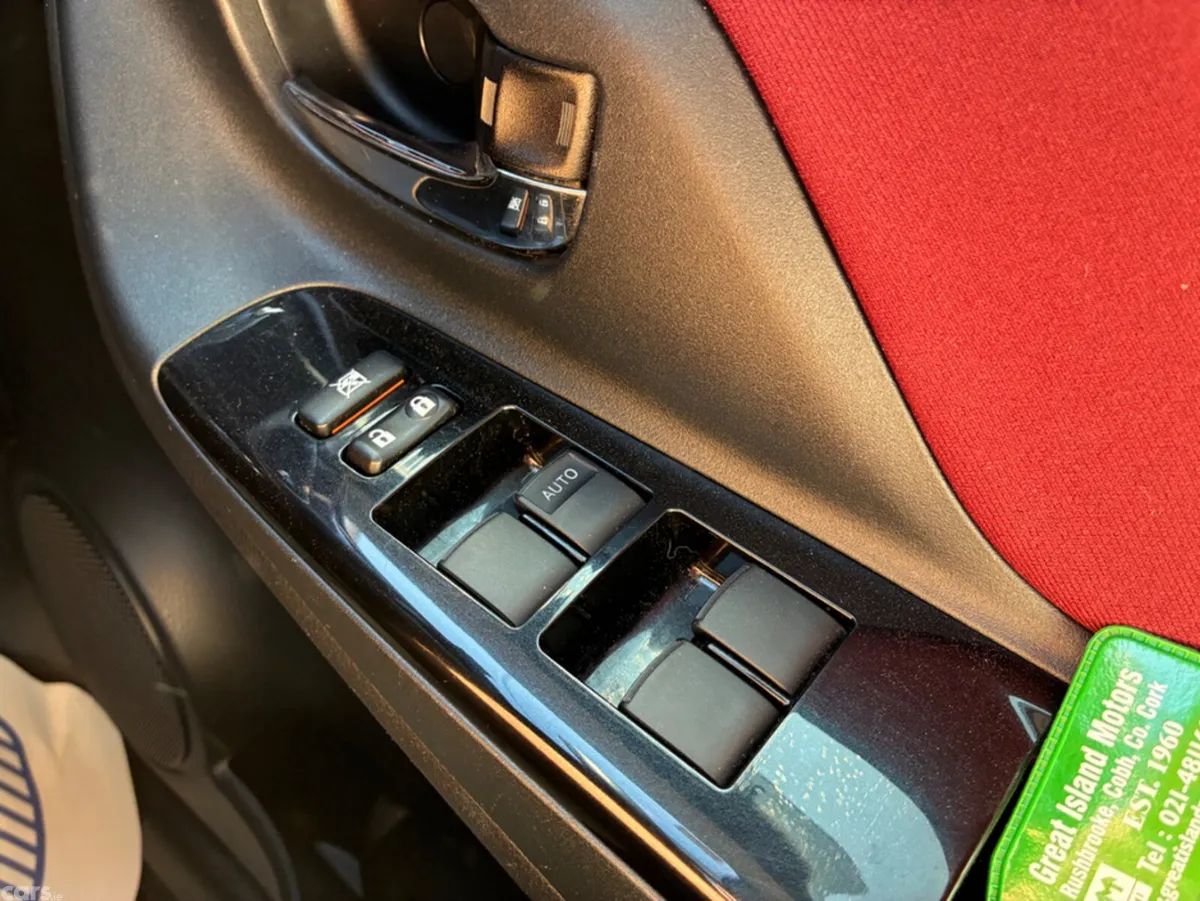 Toyota Vitz Hatchback, Petrol Hybrid, 2017, Red