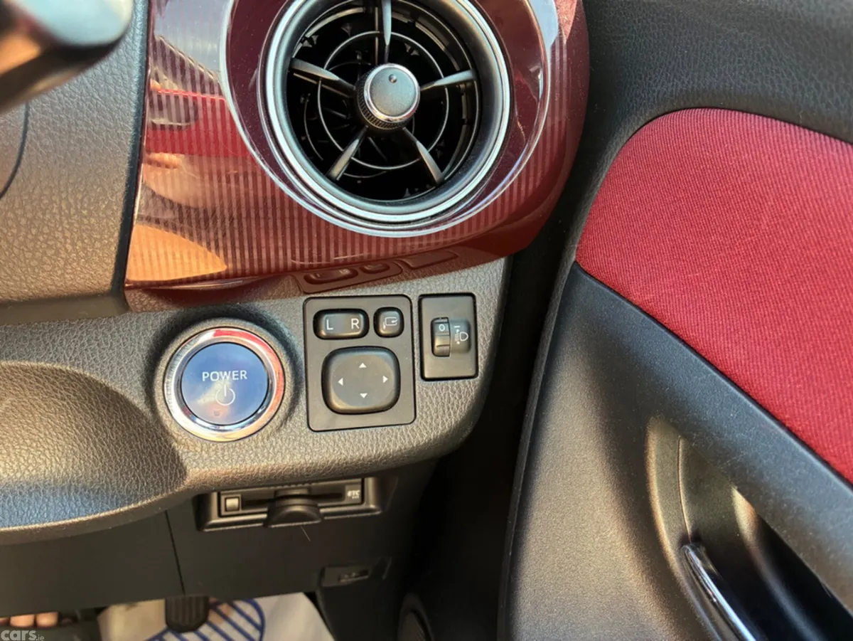 Toyota Vitz Hatchback, Petrol Hybrid, 2017, Red