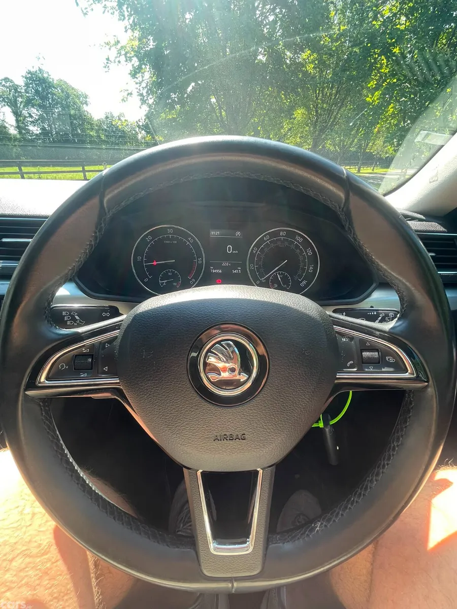 Skoda Superb Estate, Diesel, 2017, Silver