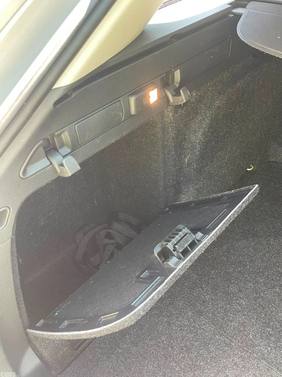 Skoda Superb Estate, Diesel, 2017, Silver
