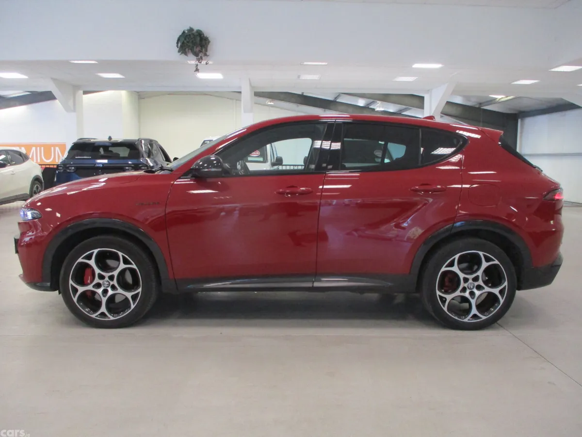 Alfa Romeo Tonale SUV, Petrol Plug-in Hybrid, 2023, Red