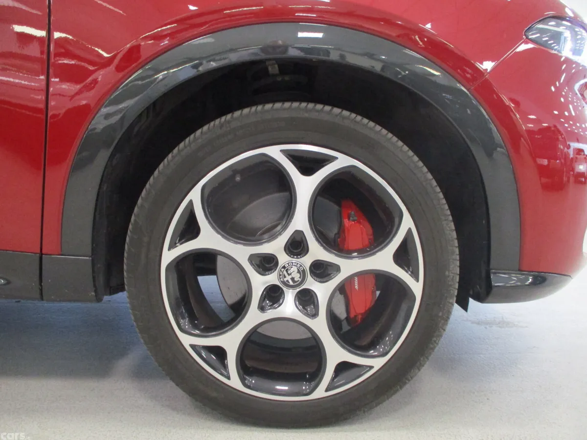 Alfa Romeo Tonale SUV, Petrol Plug-in Hybrid, 2023, Red
