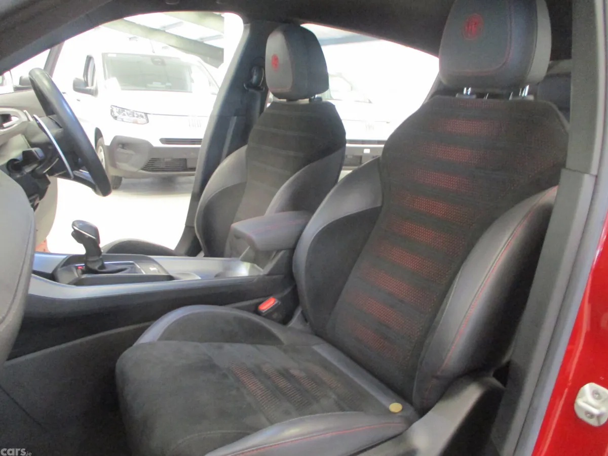 Alfa Romeo Tonale SUV, Petrol Plug-in Hybrid, 2023, Red
