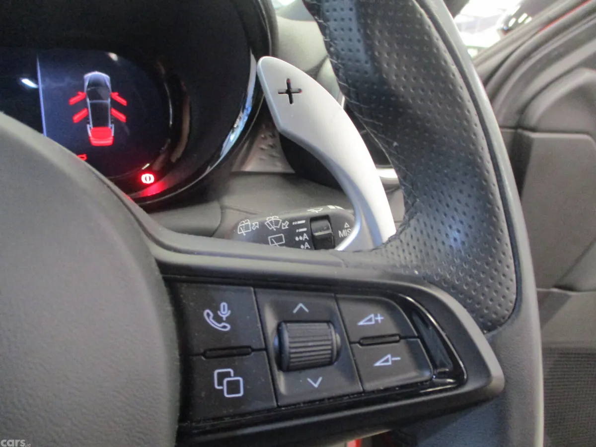 Alfa Romeo Tonale SUV, Petrol Plug-in Hybrid, 2023, Red