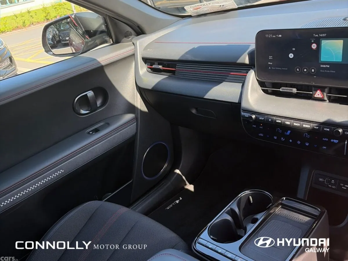Hyundai IONIQ 5 MPV, Electric, 2025, Red
