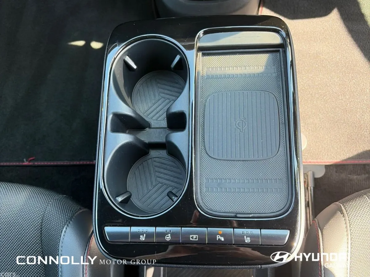 Hyundai IONIQ 5 MPV, Electric, 2025, Red