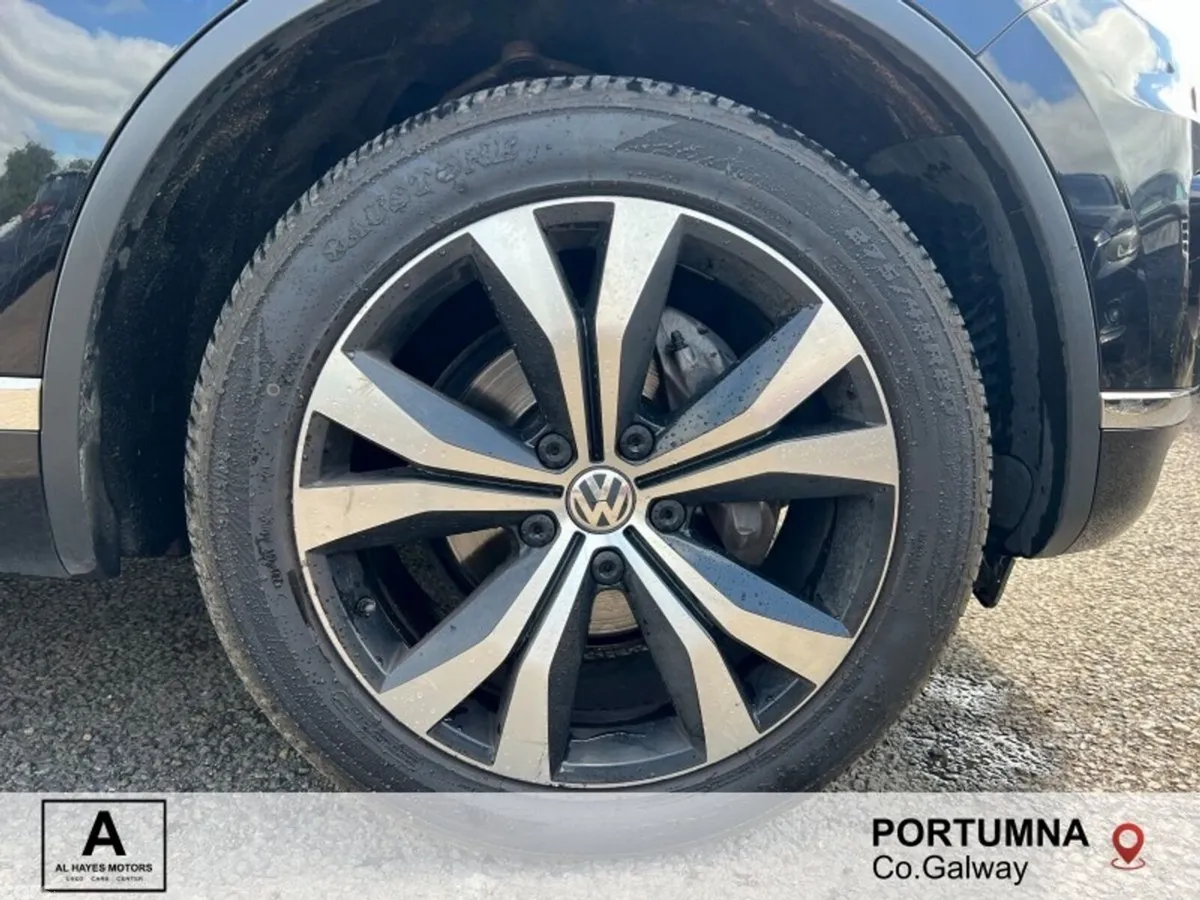 Volkswagen Touareg SUV, Diesel, 2018, Black