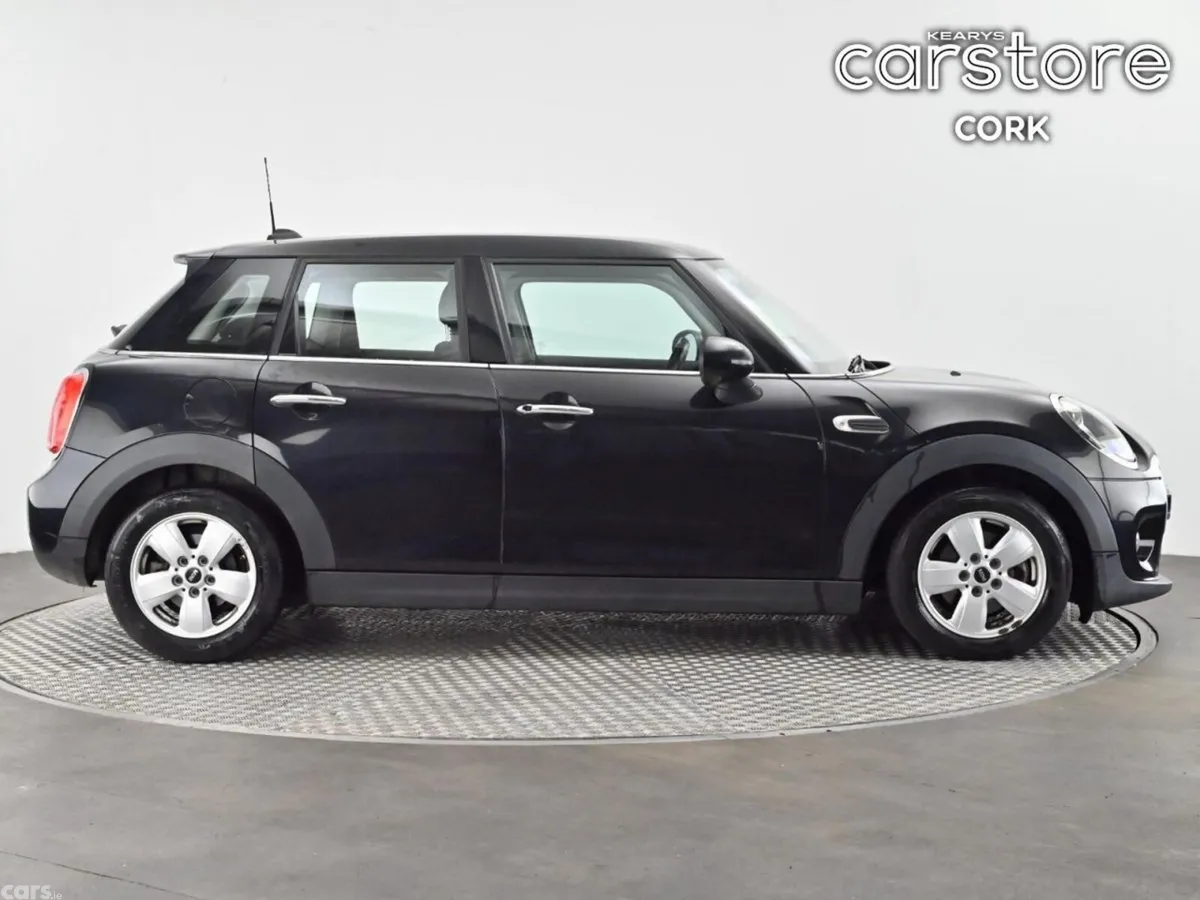 Mini Cooper Hatchback, Diesel, 2018, Black