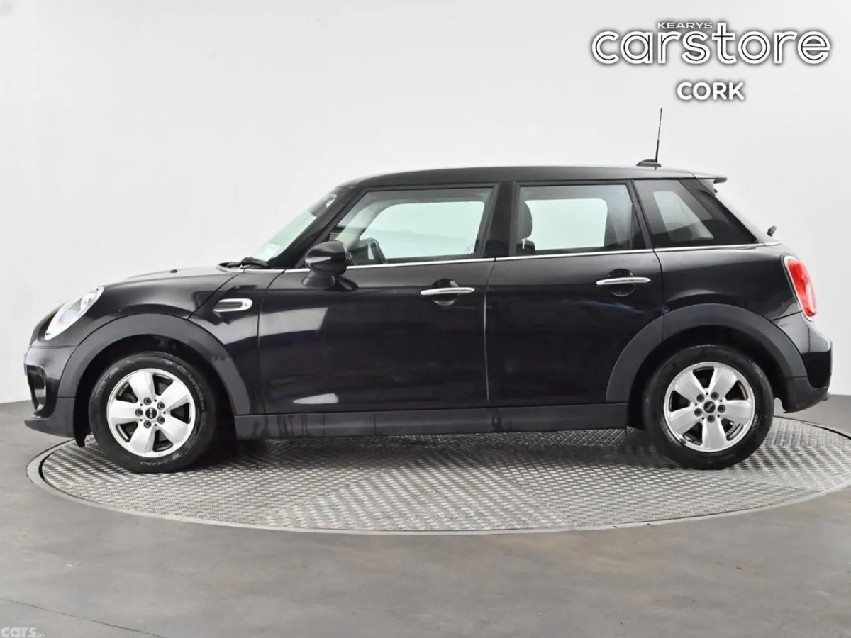 Mini Cooper Hatchback, Diesel, 2018, Black