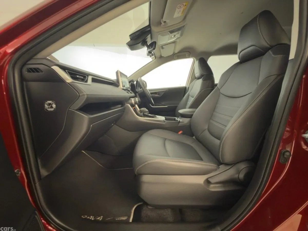 Toyota RAV4 SUV, Petrol Hybrid, 2022, Red