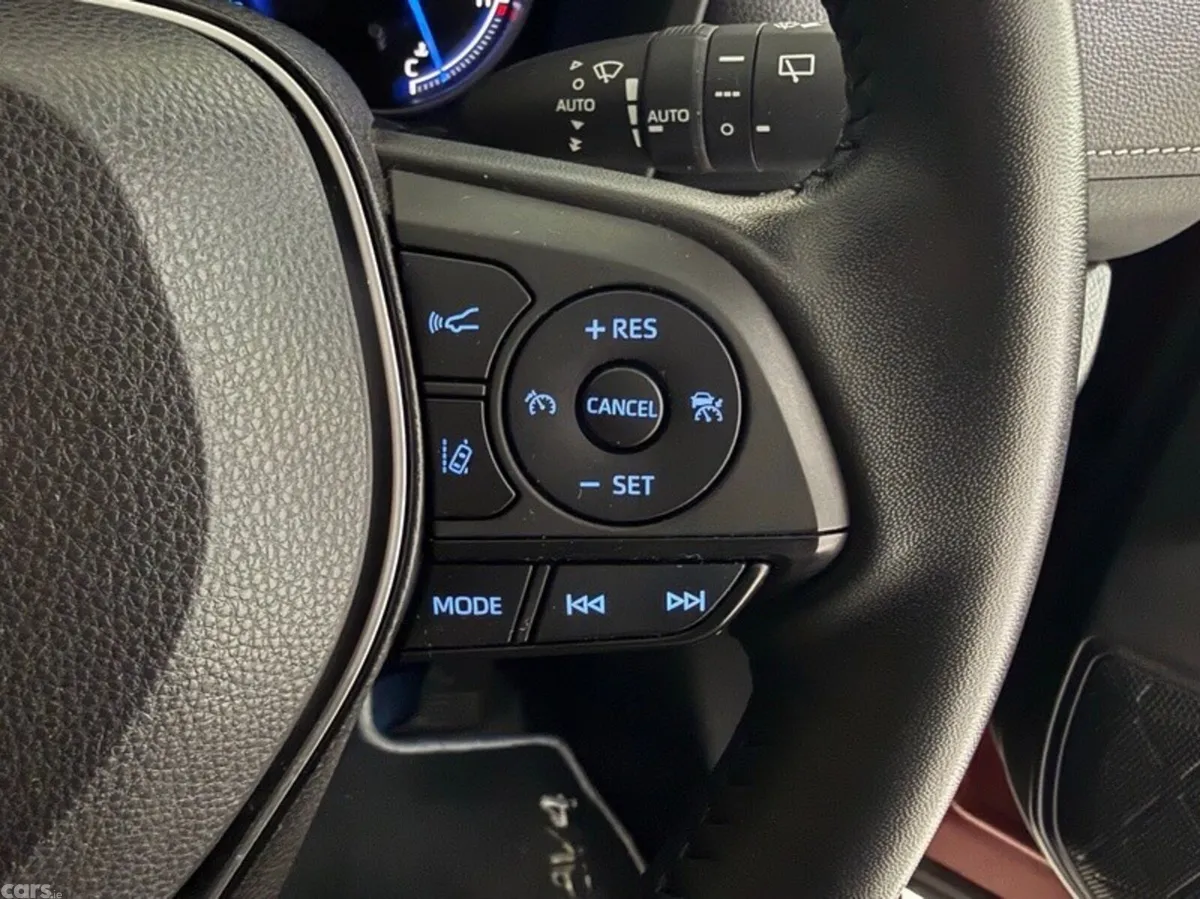 Toyota RAV4 SUV, Petrol Hybrid, 2022, Red