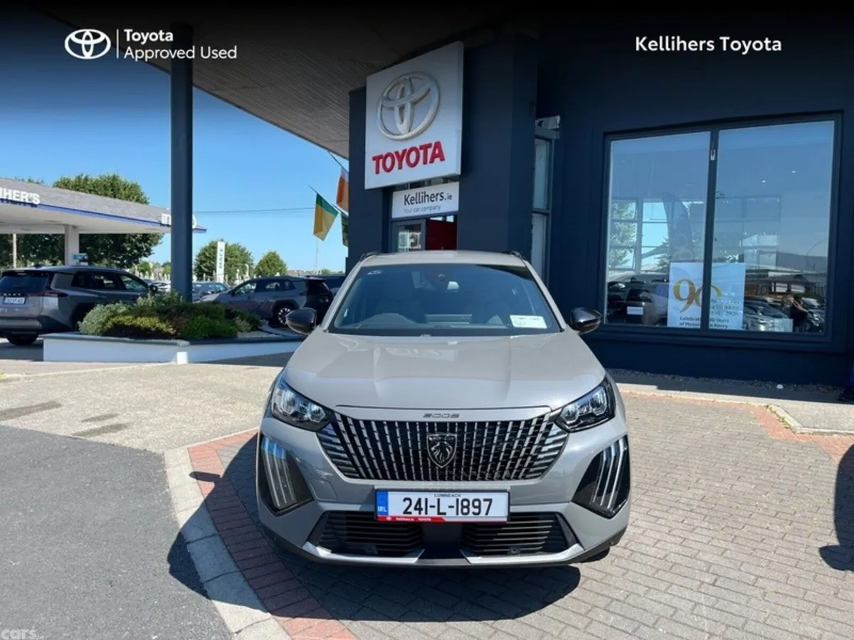 Peugeot 2008 MPV, Petrol, 2024, Grey