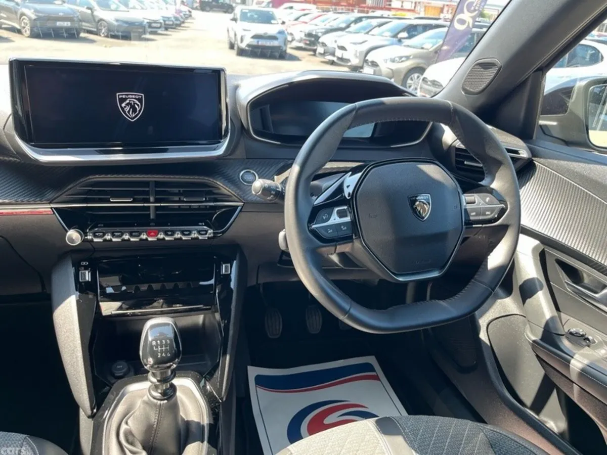Peugeot 2008 MPV, Petrol, 2024, Grey