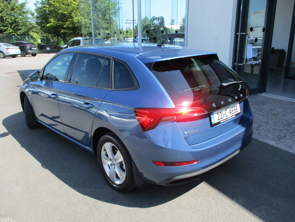 Skoda Scala Hatchback, Petrol, 2022, Blue