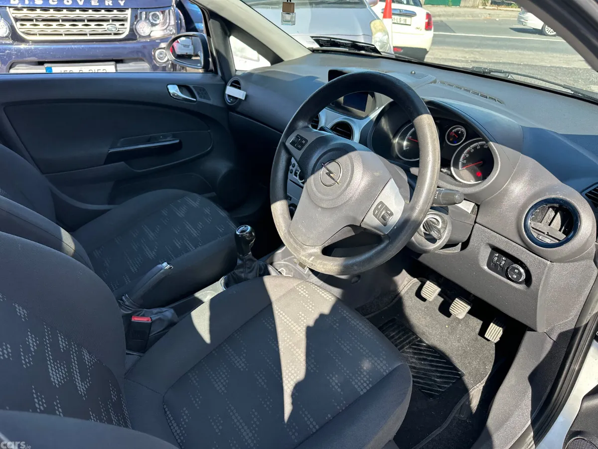 Opel Corsa Hatchback, Diesel, 2013, Silver
