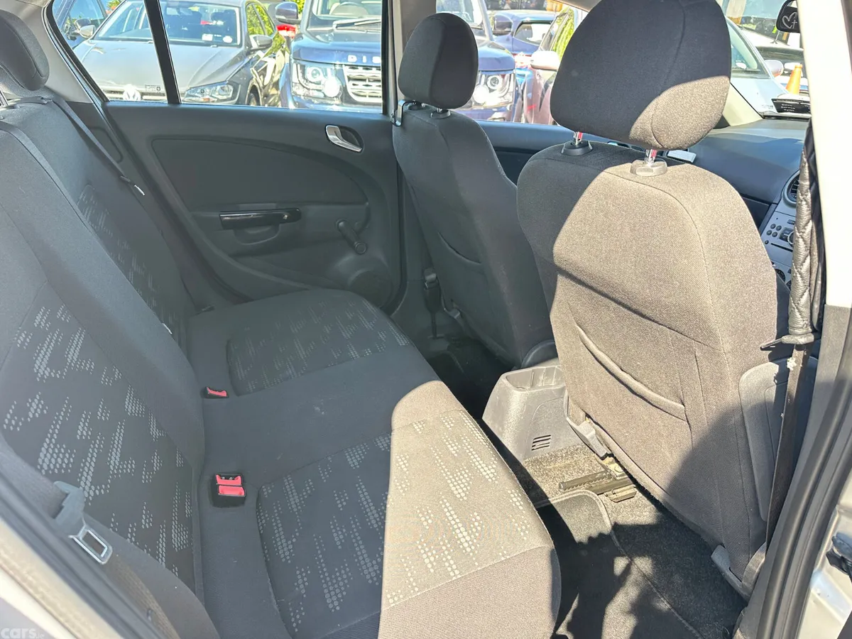 Opel Corsa Hatchback, Diesel, 2013, Silver