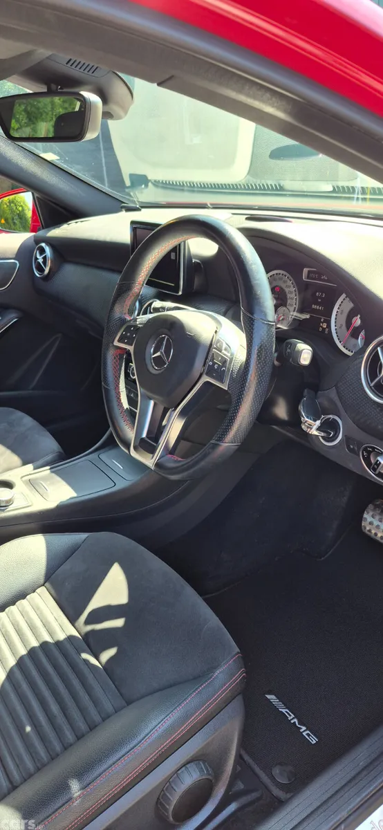 Mercedes-Benz A-Class Hatchback, Petrol, 2013, Red