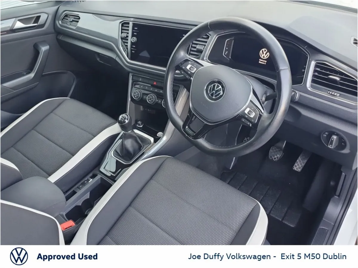 Volkswagen T-Roc SUV, Petrol, 2021, White