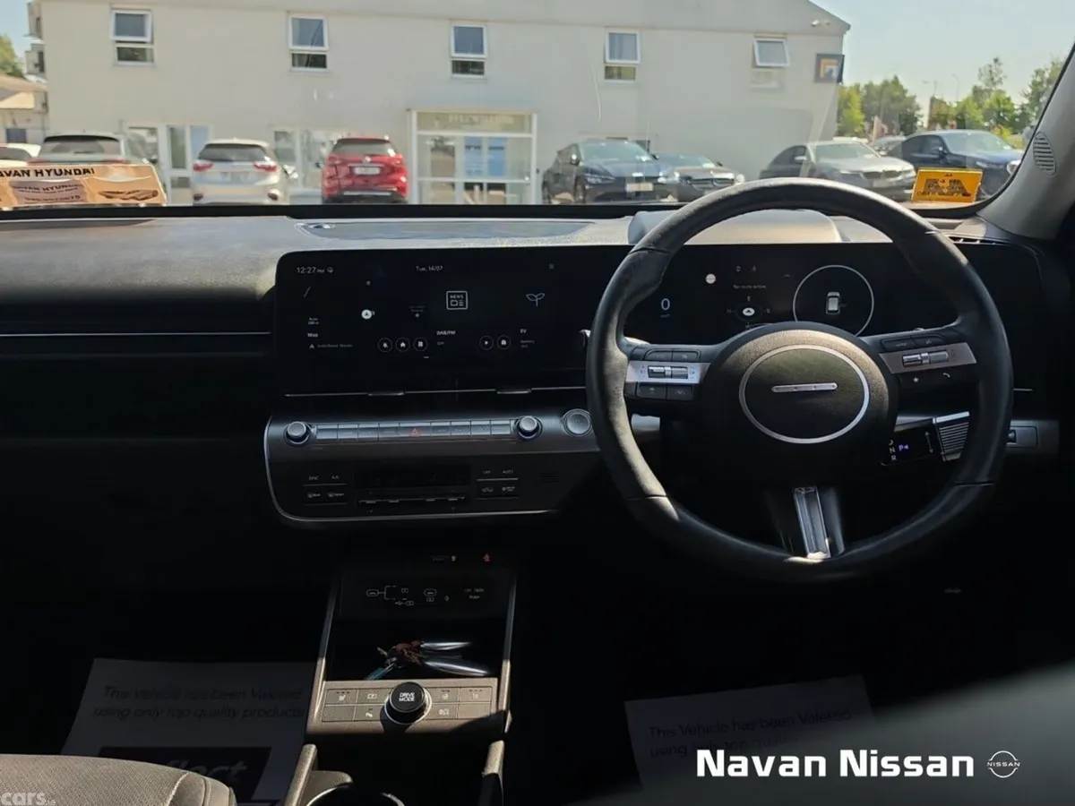 Hyundai KONA MPV, Electric, 2024, White