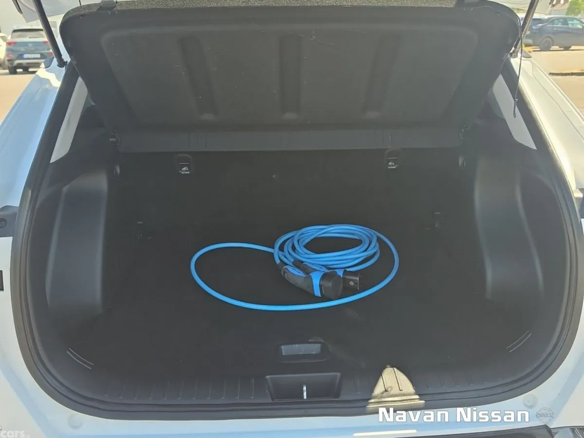 Hyundai KONA MPV, Electric, 2024, White