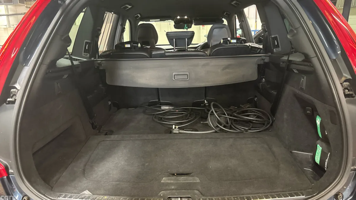 Volvo XC90 SUV, Petrol Plug-in Hybrid, 2021, Blue