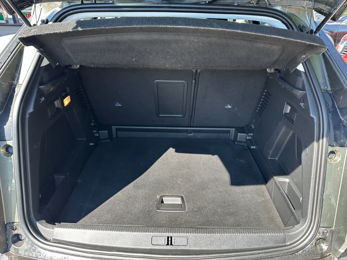 Peugeot 3008 MPV, Diesel, 2020, Grey