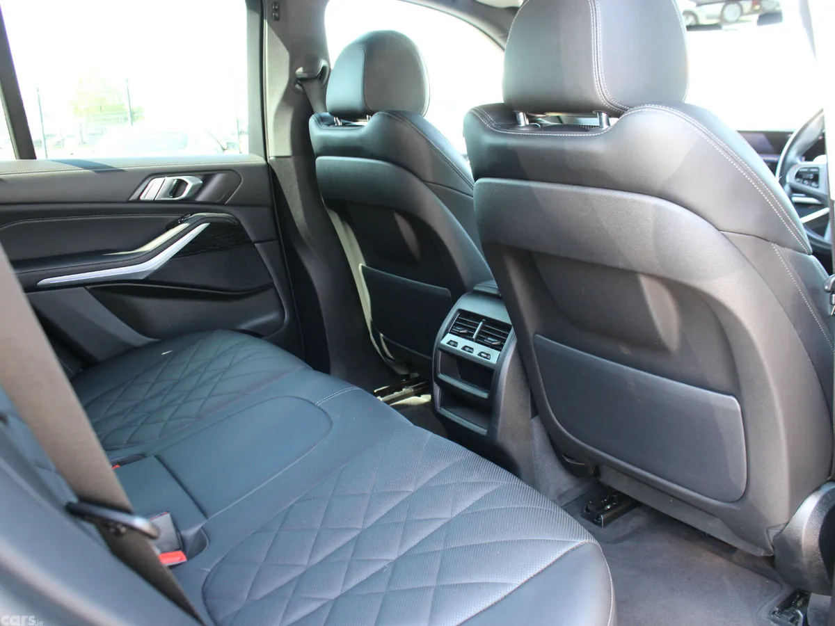 BMW X5 SUV, Petrol Hybrid, 2023, Black