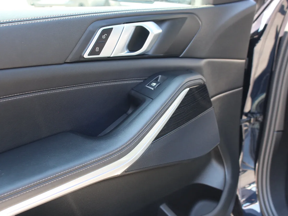 BMW X5 SUV, Petrol Hybrid, 2023, Black