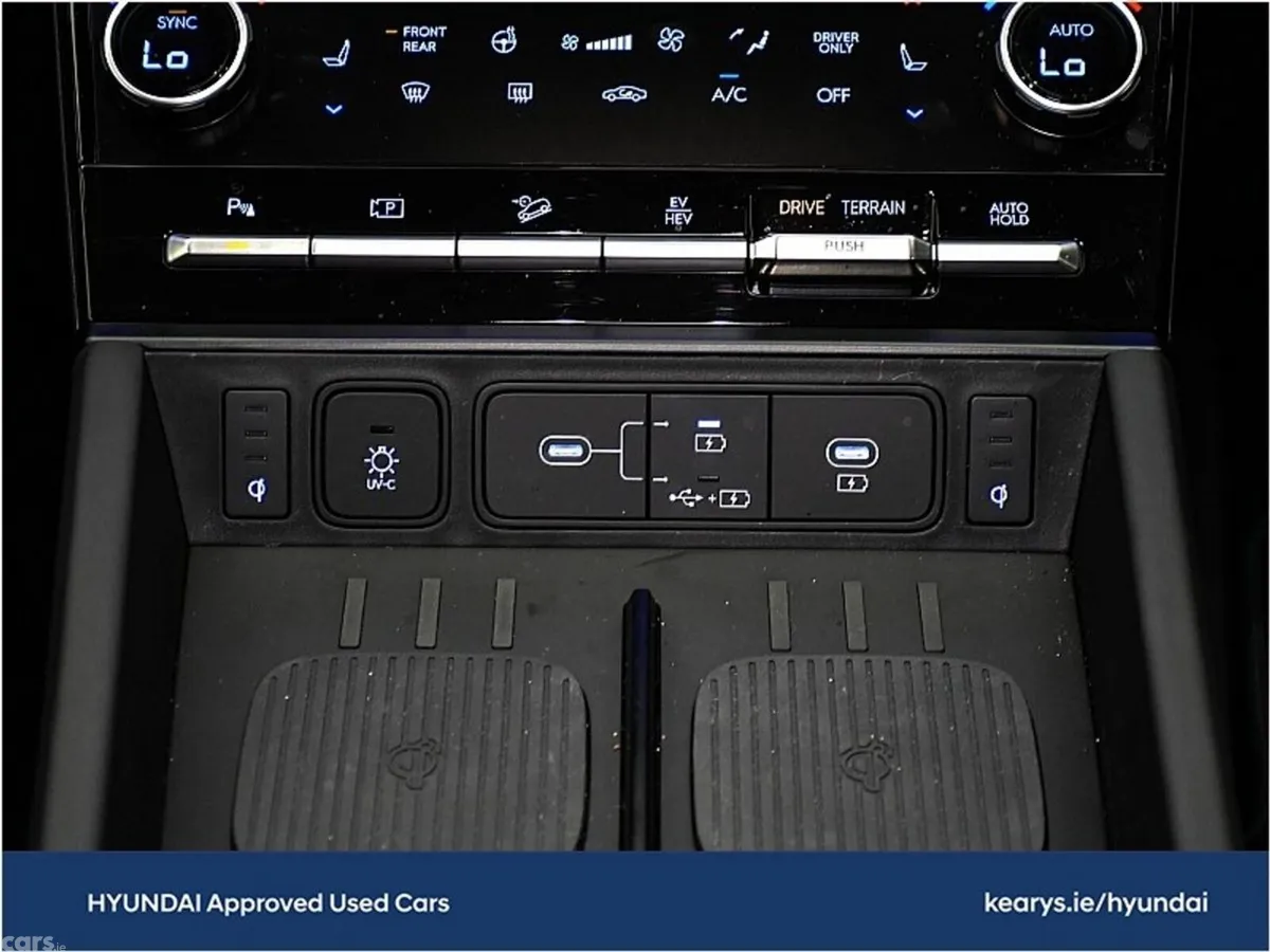 Hyundai Santa Fe SUV, Petrol Plug-in Hybrid, 2026, Blue