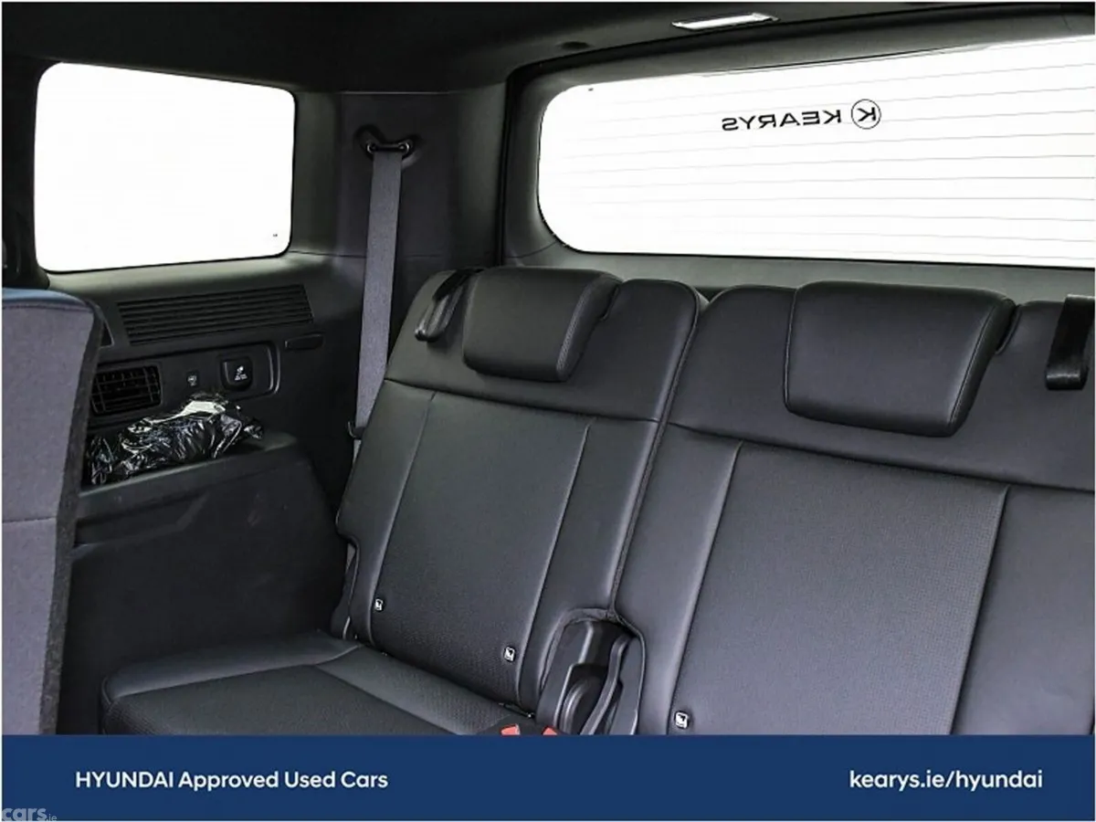 Hyundai Santa Fe SUV, Petrol Plug-in Hybrid, 2026, Blue