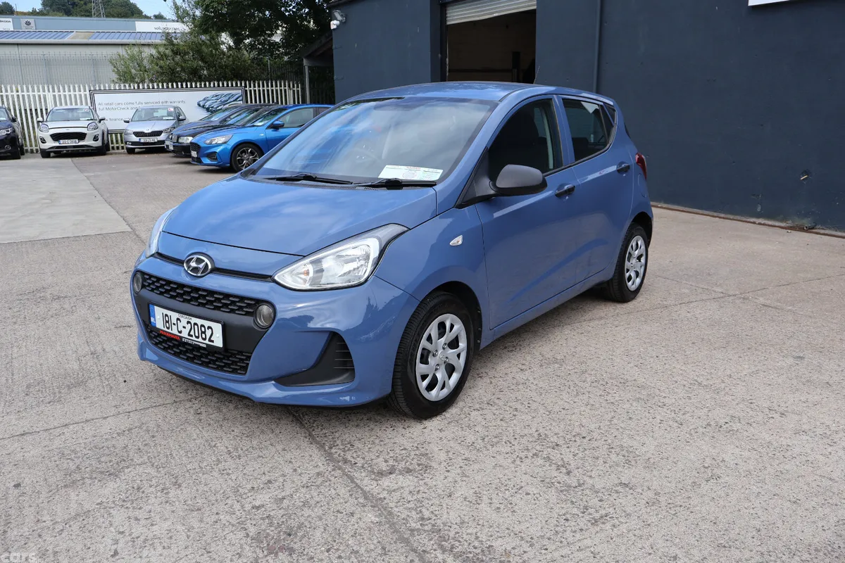 Hyundai i10 Hatchback, Petrol, 2018, Blue