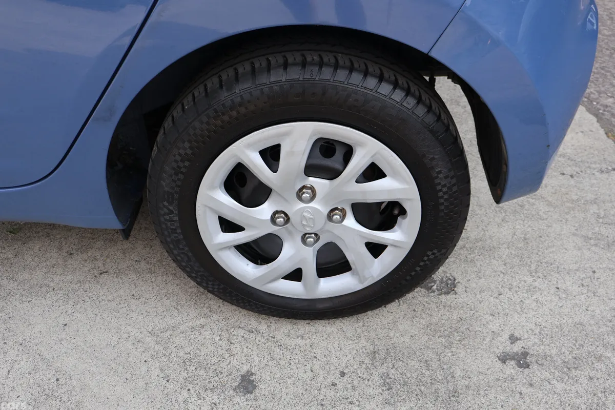Hyundai i10 Hatchback, Petrol, 2018, Blue