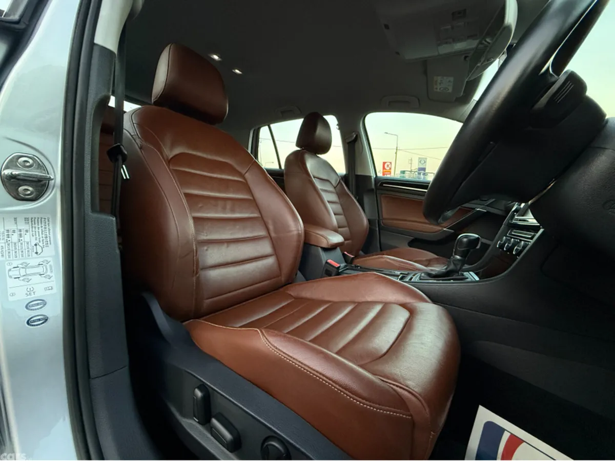 Volkswagen Golf Hatchback, Petrol, 2014, Silver