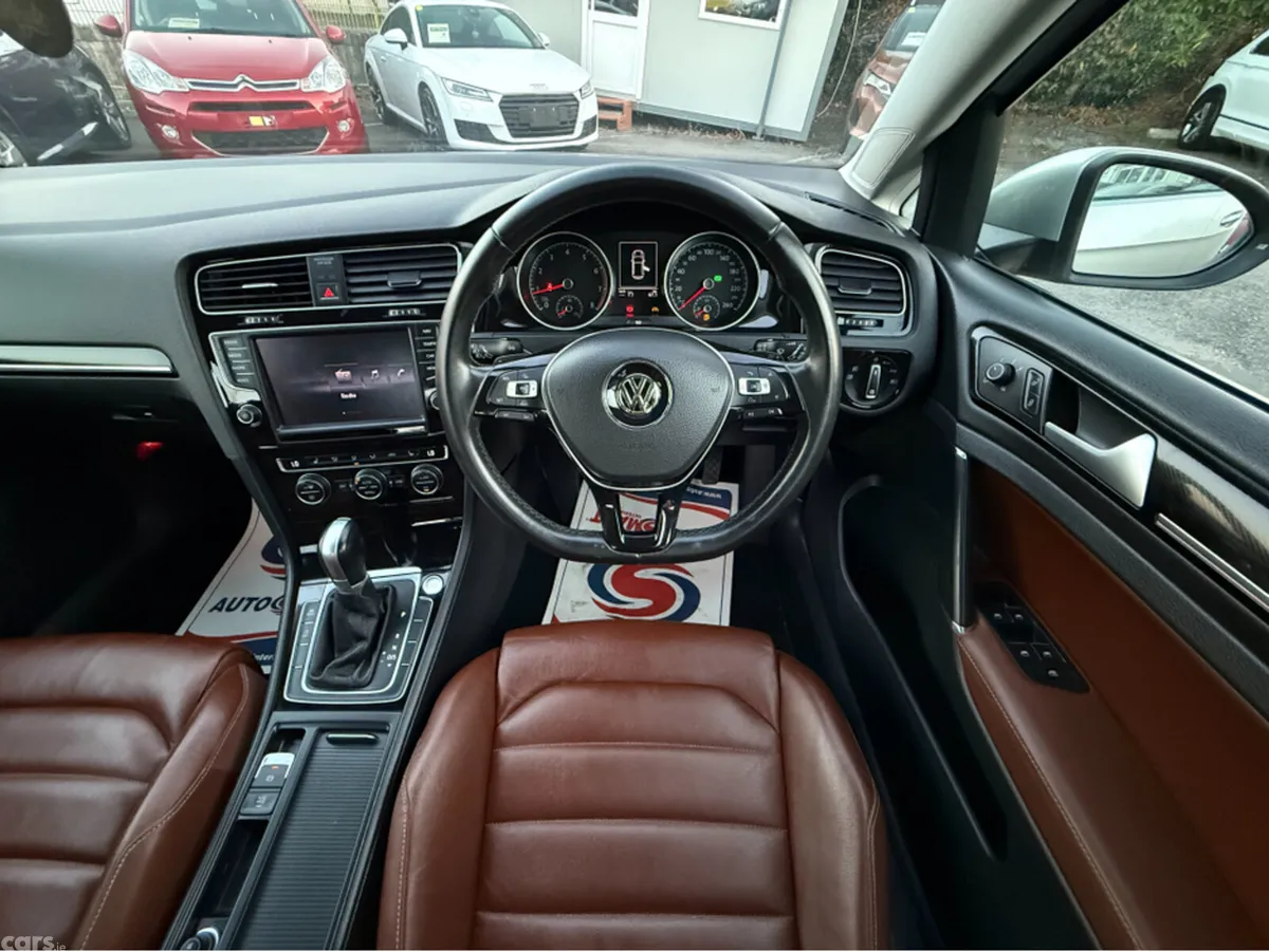 Volkswagen Golf Hatchback, Petrol, 2014, Silver