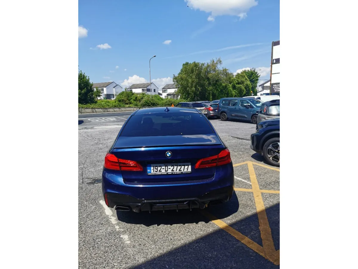 BMW 5-Series Saloon, Petrol Plug-in Hybrid, 2019, Blue