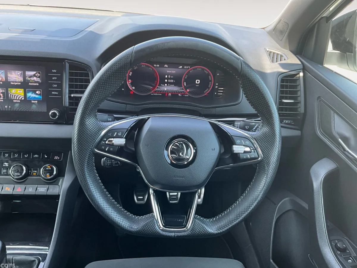 Skoda Karoq SUV, Diesel, 2023, White